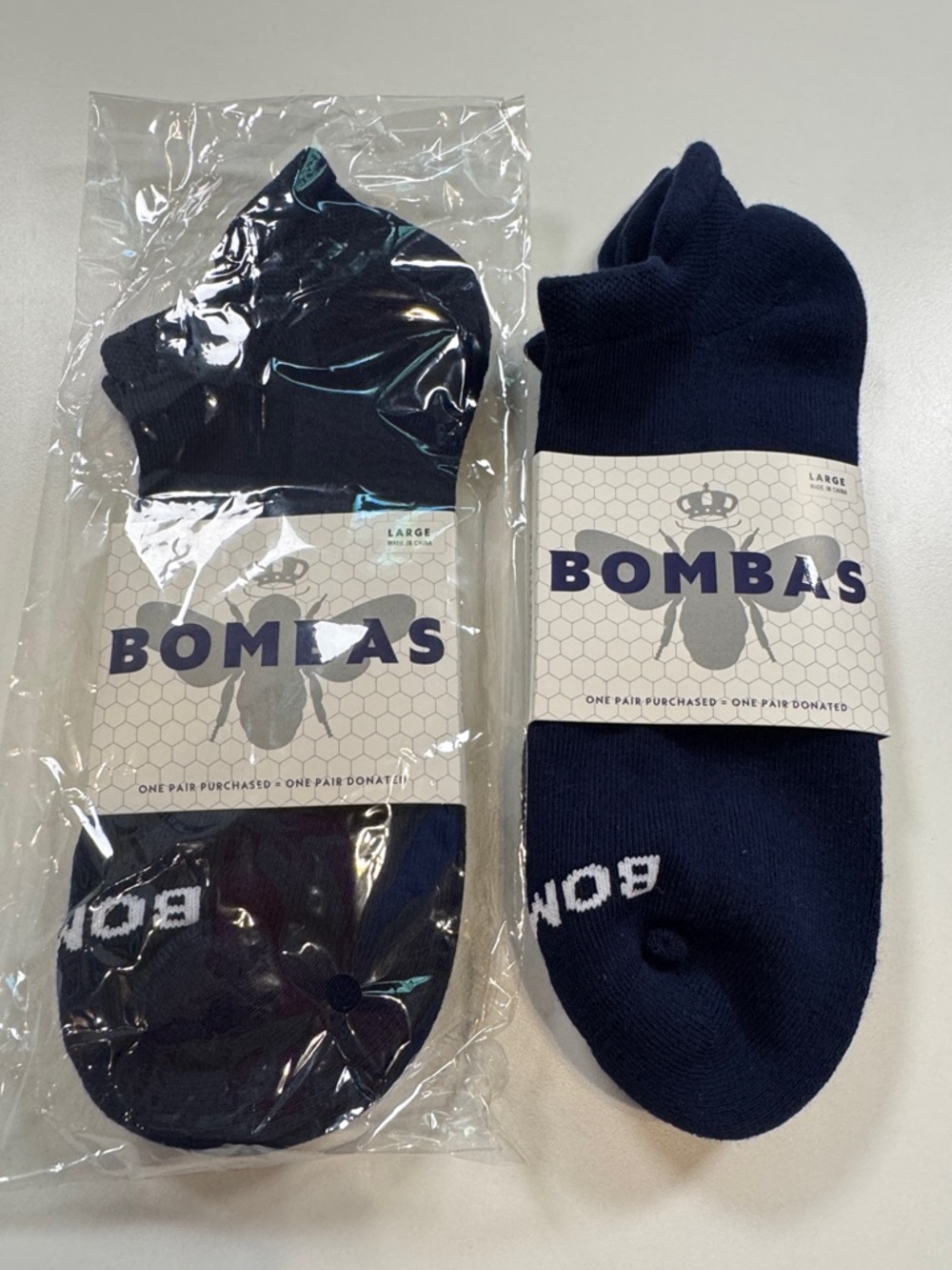 Bombas NWT Unisex 2 Pairs Ankle Socks CLR: Navy Blue SZ:Large